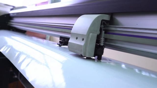 Плоттерная резка ПВХ пленки в Ярославле смотреть онлайн