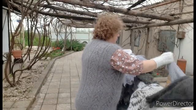 Много одежды на заказ и Шалей. Козий пух смотреть онлайн