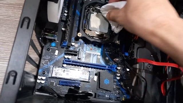 Сравнение охлаждение процессора с 2 и 6 медными трубками на процессоре xeon e5 2670 v3 смотреть онлайн