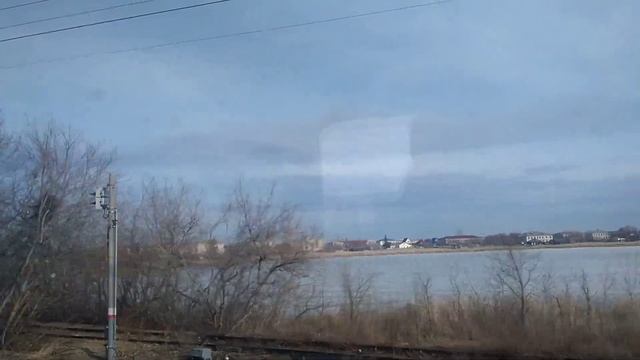 Утреннее прибытие на станцию Мишкино из окна пассажирского скорого поезда №123 Новосибирск-Белгород смотреть онлайн