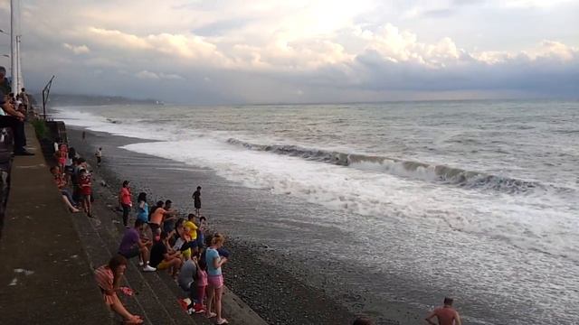 Кобулети . Бушующее море смотреть онлайн