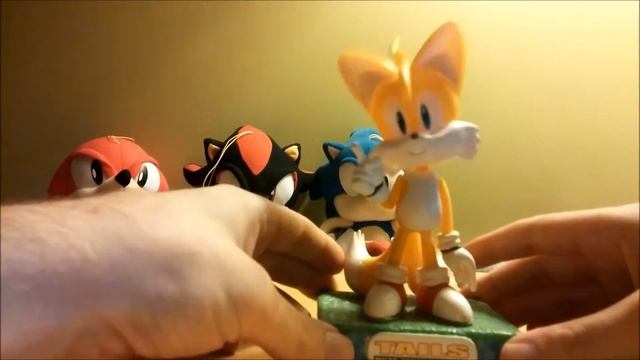 Wacky Wobbler Tails Bobblehead | Ginned Up Toy Reviews смотреть онлайн