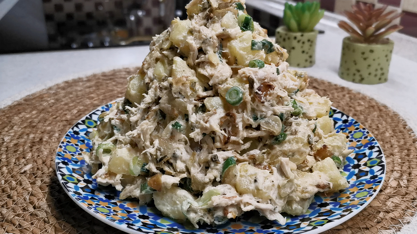 НОВЫЙ САЛАТ "Мужской" с солеными огурцами УДИВИТ всех! Обязательно готовить на праздничный стол! смотреть онлайн