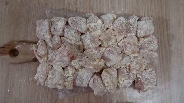 ЗАГОТОВКИ ЕДЫ В МОРОЗИЛКУ: КУРИНЫЕ НАГГЕТСЫ, СТРИПСЫ КАК В KFC смотреть онлайн