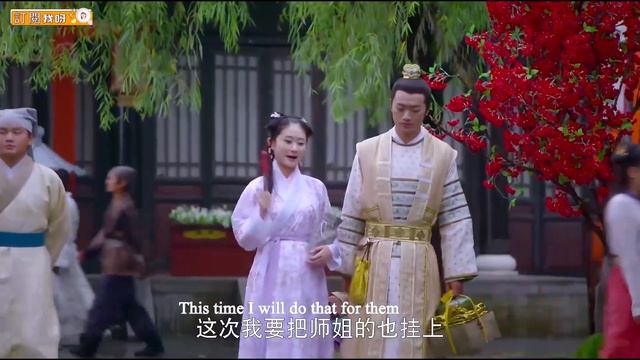 帥氣富少暗戀灰姑娘，專程帶她出門遊玩，甘願為她拎包付款，實在太寵溺！ смотреть онлайн