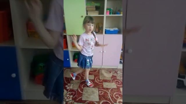 Танцы под фонарем на новый лад. смотреть онлайн