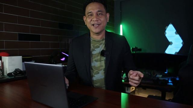 Huawei Matebook 14: Your Laptop Choice for the Holidays! смотреть онлайн