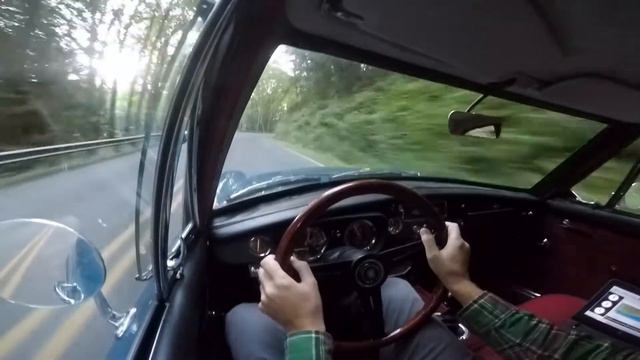 MGB GT Miata Engine Swap with ITBs - Backroad Drive смотреть онлайн