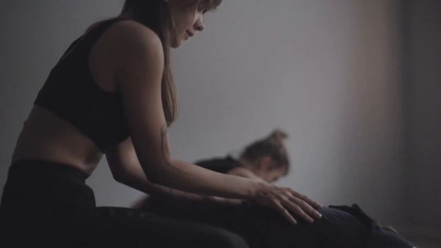Holi Yoga & Cafe смотреть онлайн