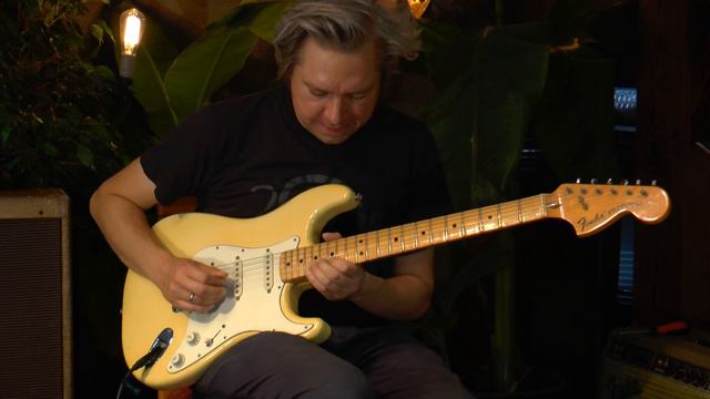 Fender Stratocaster 1975 hardtail presented by Vintage Guitar Oldenburg and Tobias Hoffmann смотреть онлайн