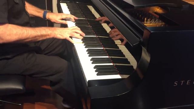 DESPACITO - Beautiful Piano Cover By Peter Vamos