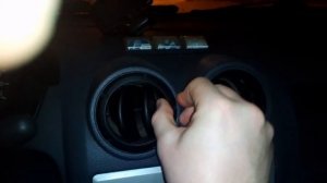 Рено Логан лайфхак для установки телефона