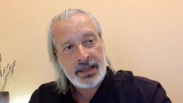 "Ей пятьдесят, она глядит в окно" Дмитрий Мельников смотреть онлайн