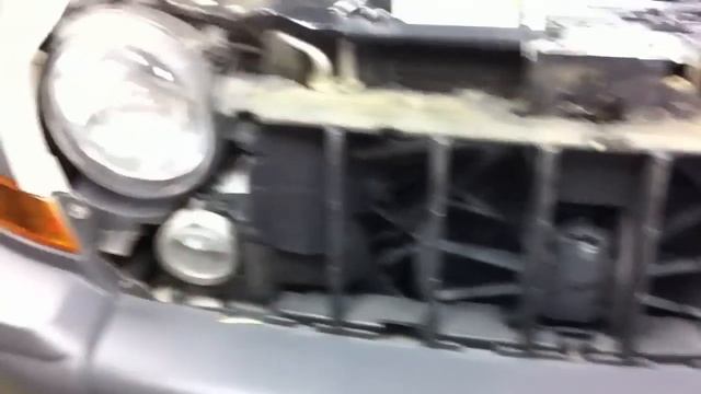 Jeep Liberty Diesel Timing Belt Replacement Part 1 - Bumper and Grill Removal смотреть онлайн