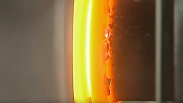 Сва́рка тре́нием — разновидность сварки давлением (часто упоминается как «сварка без расплавления») смотреть онлайн