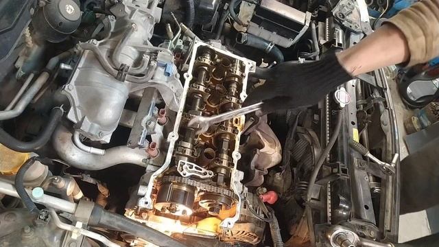 Nissan Sunny fb15. Замена прокладки ГБЦ qg15de. Часть 1. смотреть онлайн