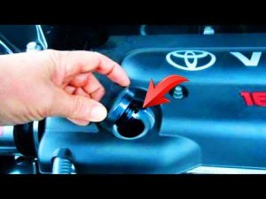 ЧЕМ ОПАСНО ВЫБРЫЗГИВАНИЕ МАСЛА С ГОРЛОВИНЫ