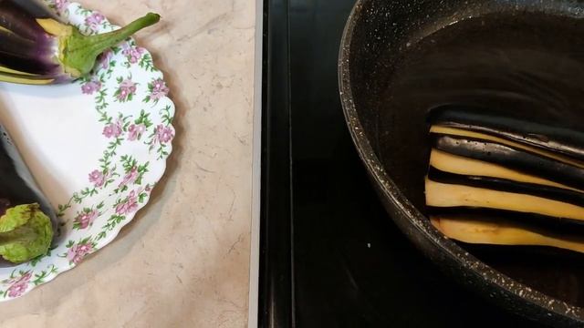 ЗАКУСКА ИЗ ЖАРЕНЫХ БАКЛАЖАН.