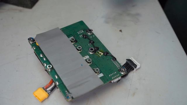 Разбираем моноколесо Begode Master (teardown)