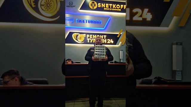 Теперь оплату начали принимать яйцами ! смотреть онлайн