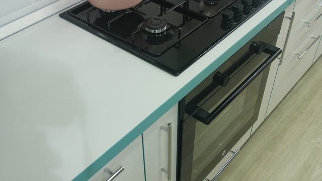 Hi, набор для новоселья! Варочная панель, духовка и вытяжка смотреть онлайн
