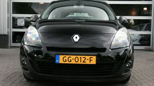 Renault Grand Scénic 1.5 DCI 110PK 7PERS CELSIUM NAVI BLUETOOTH смотреть онлайн