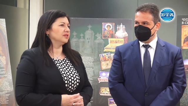 Изложба "Чудотворни икони и свети мощи на Балканите" откриха в Българския културен институт в Скопи смотреть онлайн