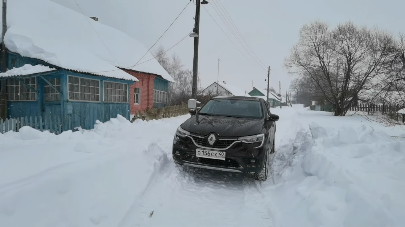 Выходные в деревне: Рено Аркана, снежные горки, ищем дороги и чистим снег смотреть онлайн