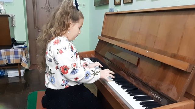 Федюк Юстина 2 клас Ю.Весняк сонатина C-dur смотреть онлайн