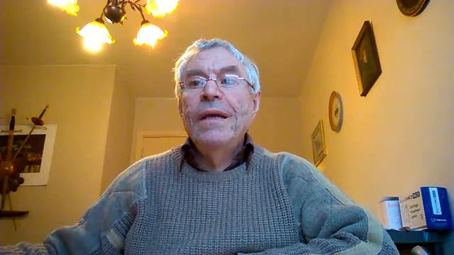 Мальчик и лисёнок