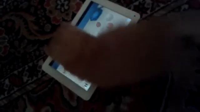 Кот дурак думает что мышка =) смотреть онлайн