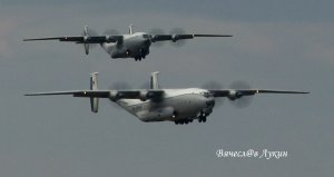Такое сейчас вообще не увидишь, взлёт сразу двух Ан-22А Антей друг за другом RA-09329 и RA-09341