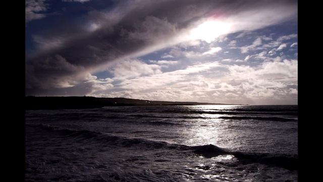 Юлия Друнина "Когда умирает любовь..." смотреть онлайн