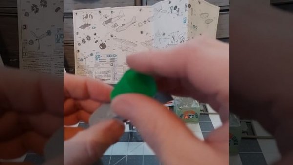 Hasegawa Mitsubishi A6M2b Zero Fighter weathered Model kit review and build.