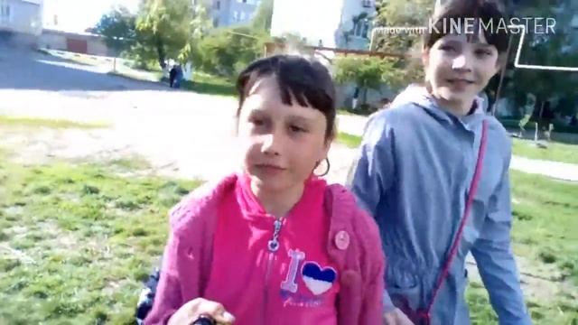 Несколько фактов о нас / Настя и Даша TV/ Our Vlog смотреть онлайн