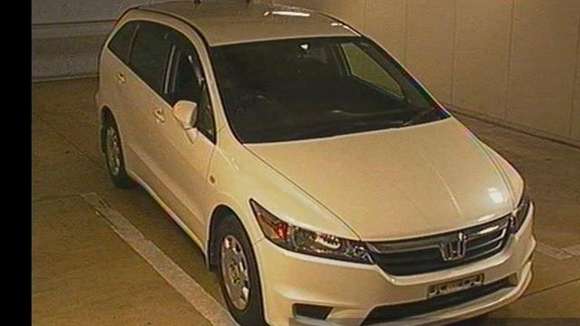 2006 HONDA STREAM RN6 смотреть онлайн