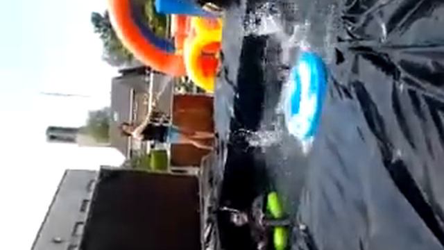 Diego, Anneke en Sem in actie tijdens examenstunt смотреть онлайн