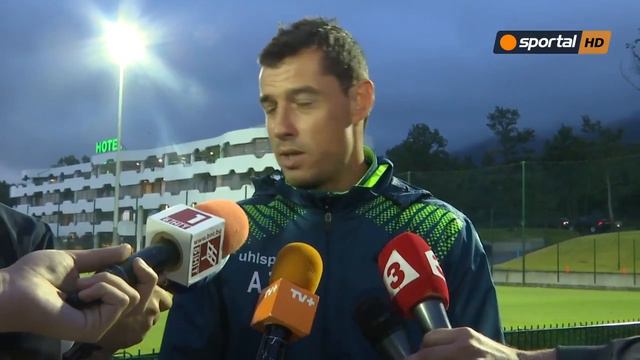 Томаш: Бербатов само поддържа форма с нас смотреть онлайн