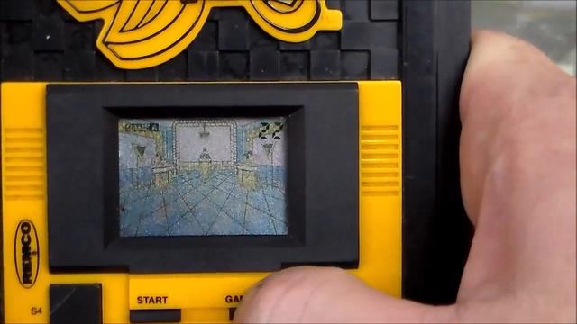 1988 Remco Double Dare Balloon Buster Handheld LCD Game смотреть онлайн