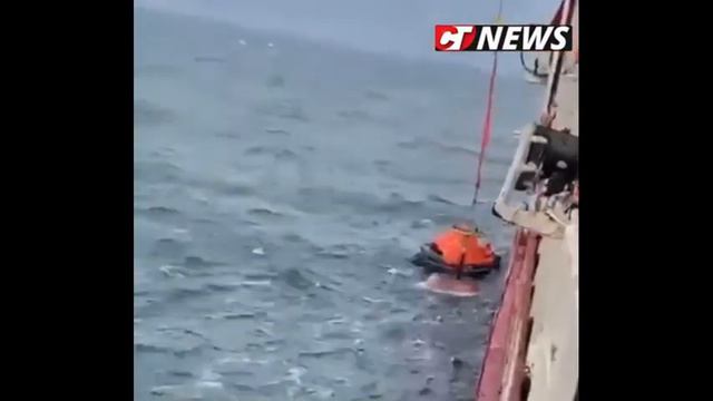 В Чёрном море затонул сухогруз с украинцами на борту/// смотреть онлайн