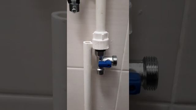 Врезка проходного крана в полипропиленовые трубы!!!Для стиральной или посудомоечной машинки!!!! смотреть онлайн