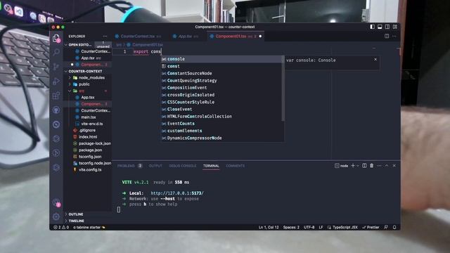 A simple example of how to use React's Context API смотреть онлайн