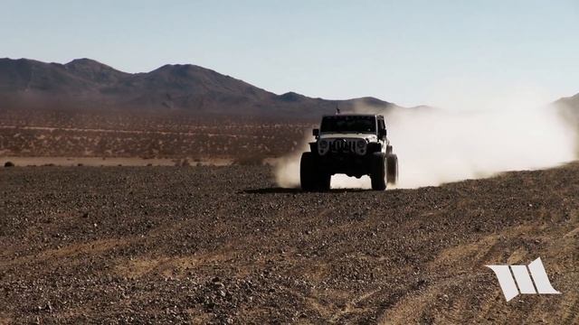 CODE 3 Desert Pursuit - JK-8 Off-Road Police Interceptor vs. Moby смотреть онлайн