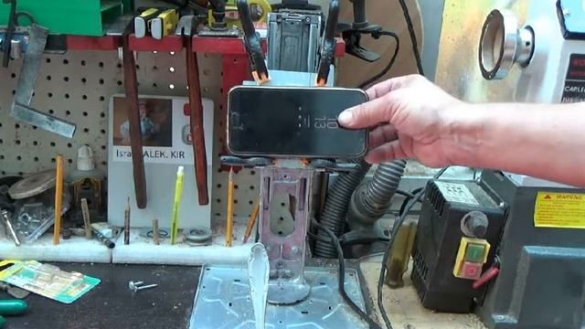 Подставка из вилки - для телефона. смотреть онлайн