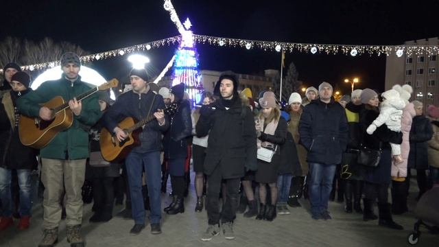 Рождественские колядки на главной площади города. г. Измаил. 07 01 2020.10 смотреть онлайн