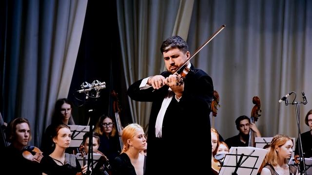 Пьяццолла Астор - "Oblivion" для скрипки с оркестром смотреть онлайн