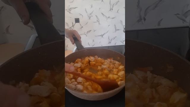 ?курица в КУРКУМЕ И СЛИВОЧНОМ СОУСЕ? смотреть онлайн