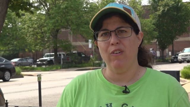 Safe street advocates react to texting-while-driving bill смотреть онлайн