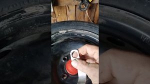 Дополнительный крепеж колёсного  колпака без хомута!