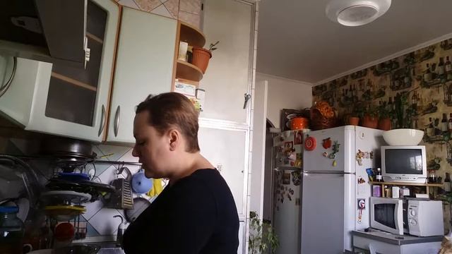 Готовлю плов из того что в холодильнике.Не поняла мультиварку.А как вы экономите? смотреть онлайн